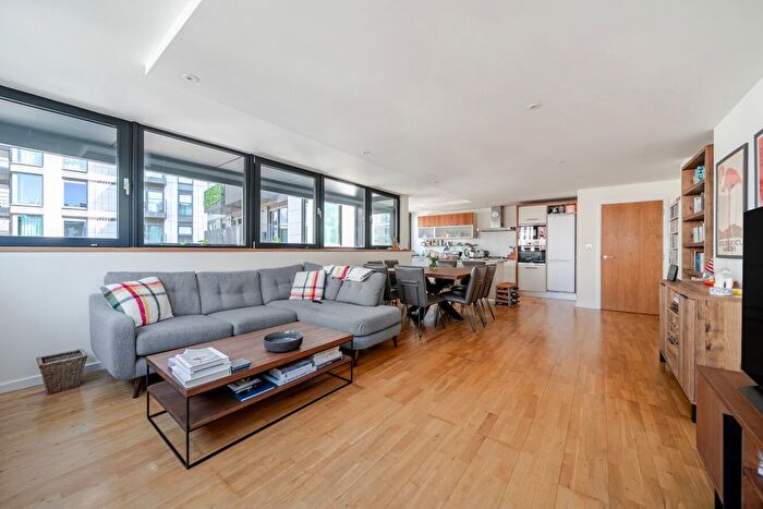 2 Bedroom Flat For Sale In Newhams Row, Bermondsey, London, SE1