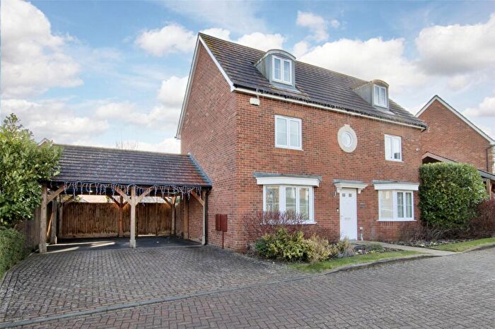 5 Bedroom Detached House For Sale In Bradbrook Drive, Longfield, Kent, DA3