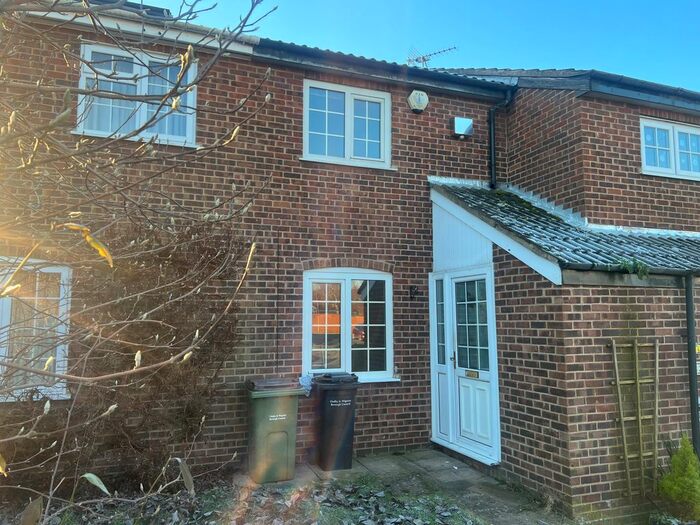 3 Bedroom Terraced House To Rent In Burton Close, Oadby, Leicester, LE2