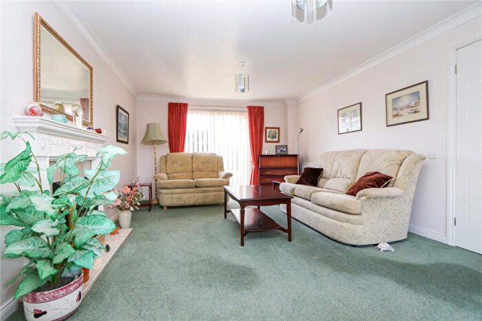 4 Bedroom Detached House For Sale In Meadow Way, Bradley Stoke, Bristol, BS32