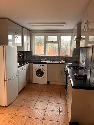 4 Bedroom Property To Rent In Greatfields Drive, Uxbridge, UB8