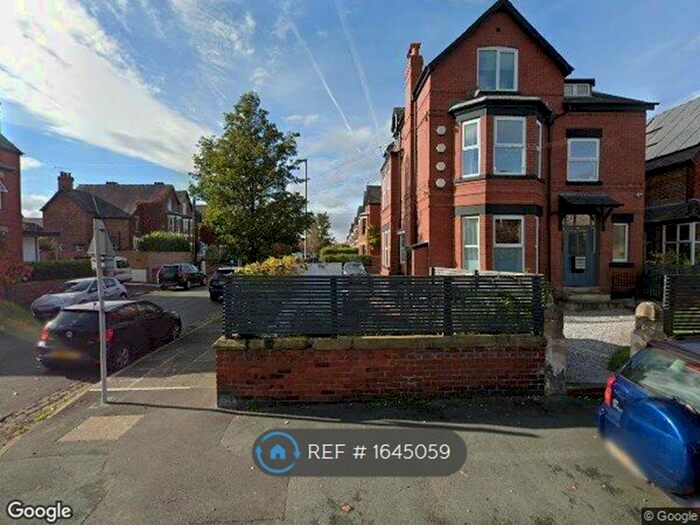 2 Bedroom Flat To Rent In Egerton Road North, Manchester, M21