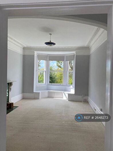 1 Bedroom Flat To Rent In Woodlands, Haywards Heath, RH16