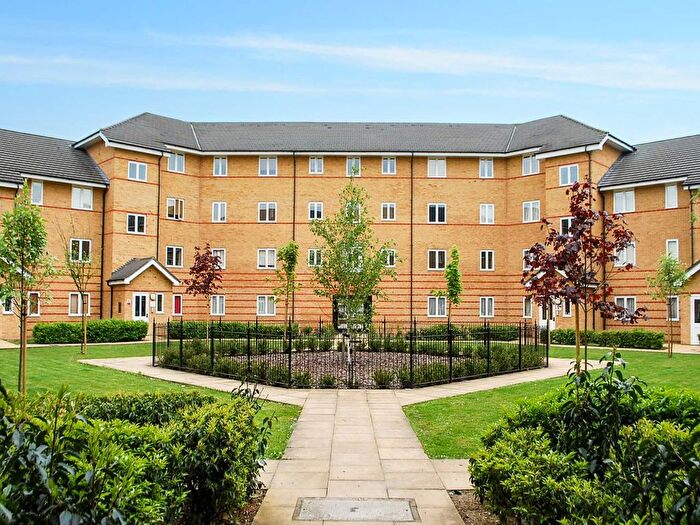 1 Bedroom Flat To Rent In Heath Court, New Eltham, London, SE9