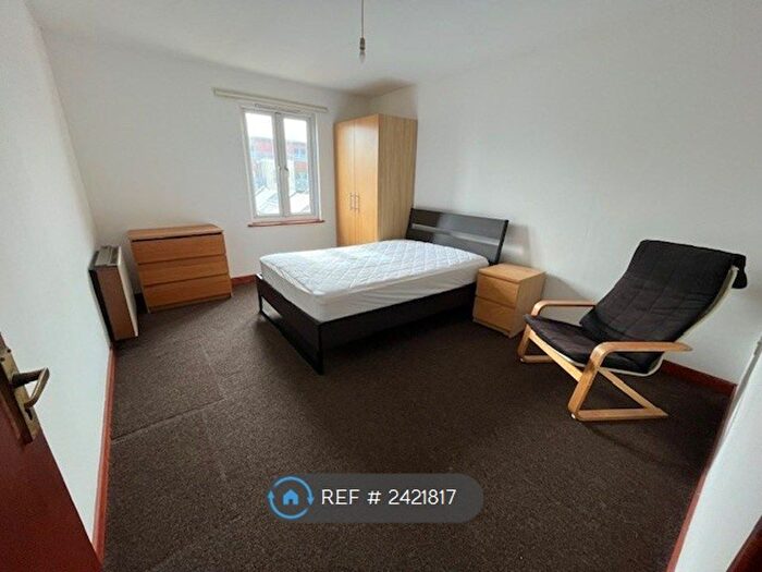 2 Bedroom Flat To Rent In City Road, Bristol, BS2