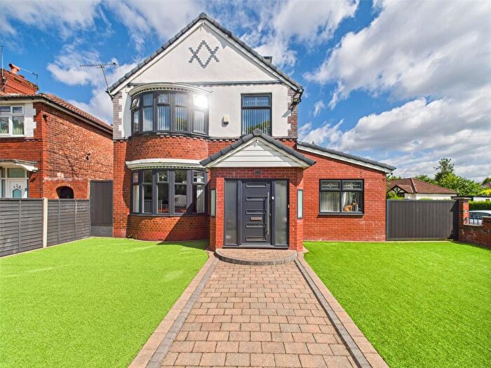 5 Bedroom Detached House For Sale In Kingsway, Burnage, Manchester, M19
