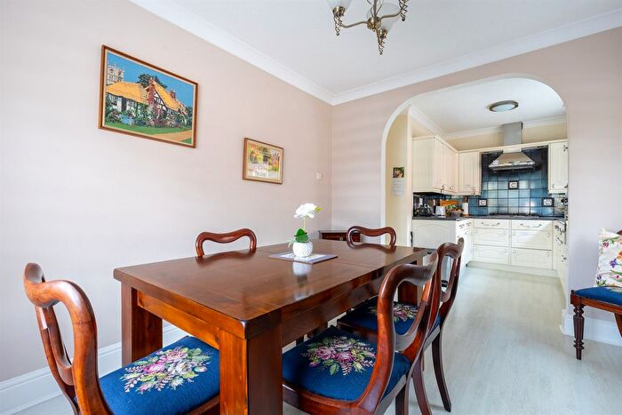 2 Bedroom Semi-Detached House For Sale In New Farm Court, The Village, Great Barrow, CH3