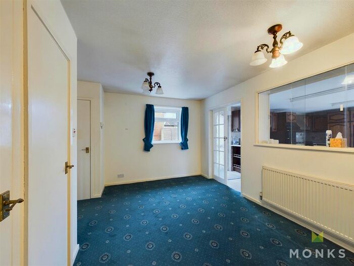 3 Bedroom Detached Bungalow For Sale In Christchurch Drive, Bayston Hill, Shrewsbury, SY3