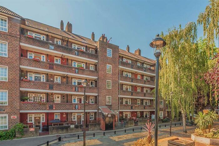1 Bedroom Flat To Rent In Provost Estate, Hoxton, N1