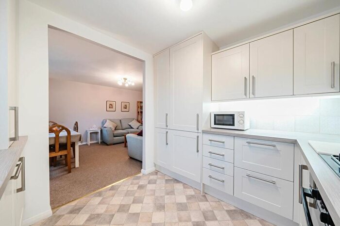 2 Bedroom Flat For Sale In Coppice Drive, Coppice Court Coppice Drive, HG1