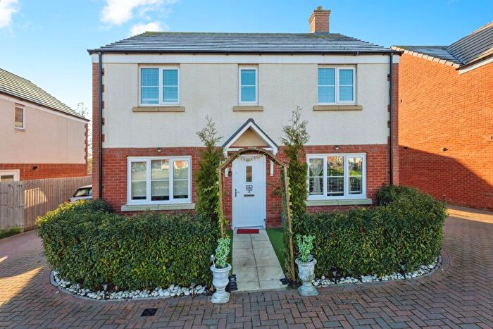4 Bedroom Detached House For Sale In Academy Drive, Northampton, NN2
