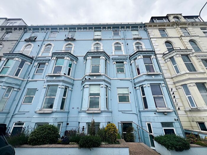 2 Bedroom Flat To Rent In Royal Crescent, Bridlington, YO15