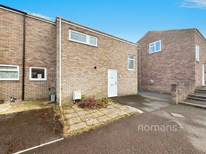 3 Bedroom End Terrace House For Sale In Sycamore Way, Basingstoke, Hampshire, RG23