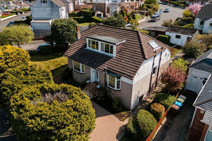 4 Bedroom Detached House For Sale In Dorian Drive, Clarkston, G76
