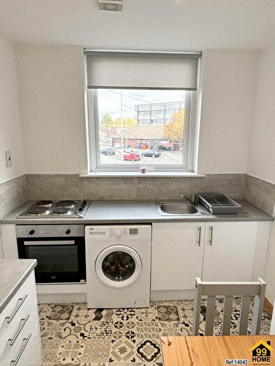 2 Bedroom Apartment To Rent In Longmeadow Passage, Hyde, Cheshire, SK14