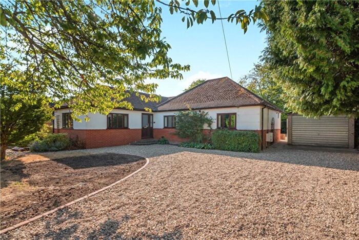 4 Bedroom Bungalow For Sale In Stoney Lane, Weeke, Winchester, Hampshire, SO22