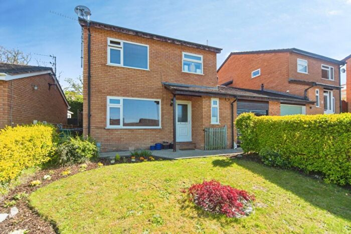 3 Bedroom Link Detached House For Sale In Brooklands, Colwyn Bay, Conwy, LL29