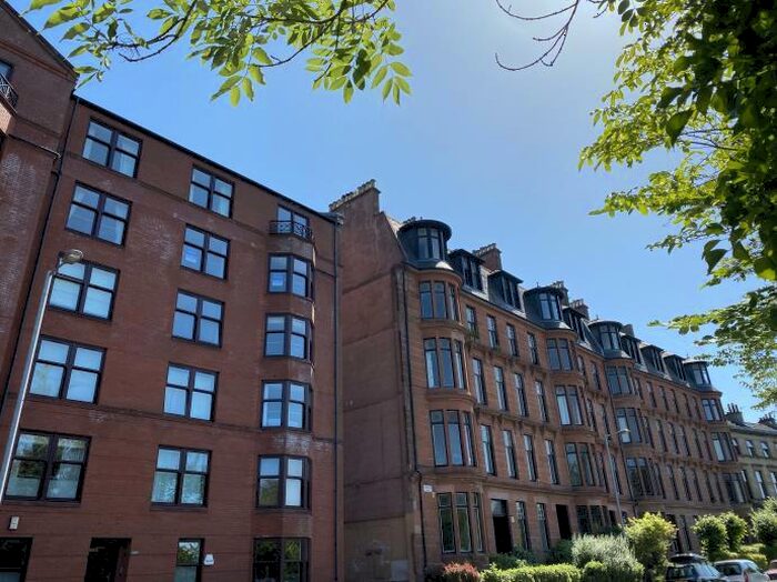 2 Bedroom Flat To Rent In Garrioch Road Flat /, G20