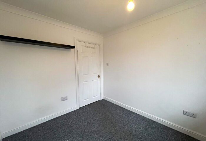 2 Bedroom Apartment To Rent In Drakes Court, Birmingham, West Midlands, B23