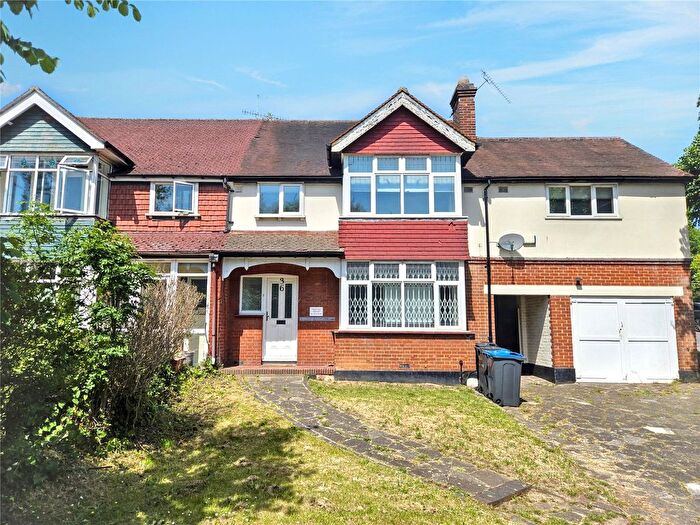 3 Bedroom Maisonette To Rent In Brighton Road, Purley, CR8