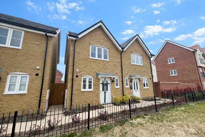 2 Bedroom Semi-Detached House To Rent In Bunting Nook, Heybridge, CM9