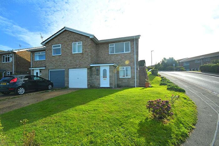 3 Bedroom Semi Detached House For Sale In Chain Free * Shanklin, PO37