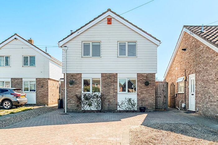 3 Bedroom Detached House For Sale In Rectory Road, Dickleburgh, IP21