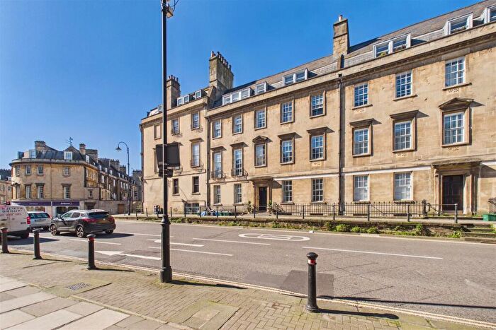 1 Bedroom Flat For Sale In Flat | Basic Updating |, BA1