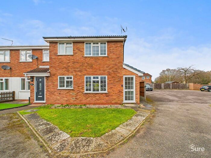 1 Bedroom Semi Detached House To Rent In Monarch Close, Stretton, DE13