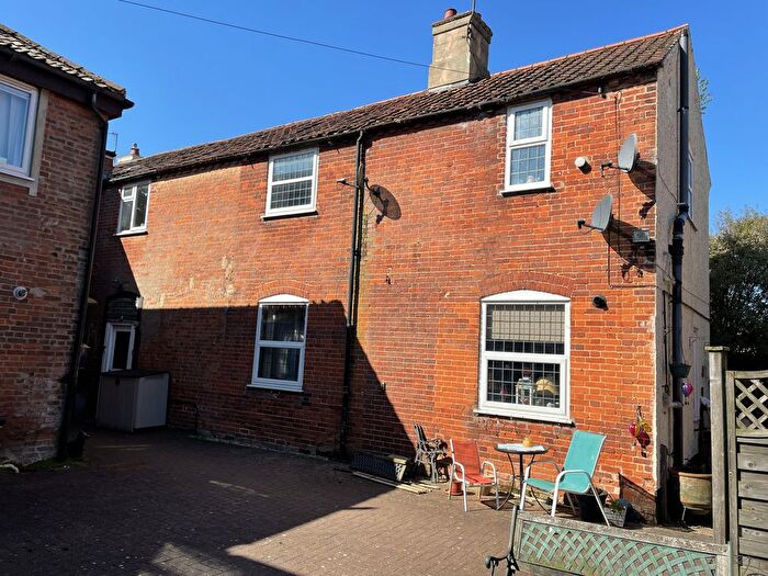 3 Bedroom End Of Terrace House For Sale In Norwich Road, Fakenham, NR21