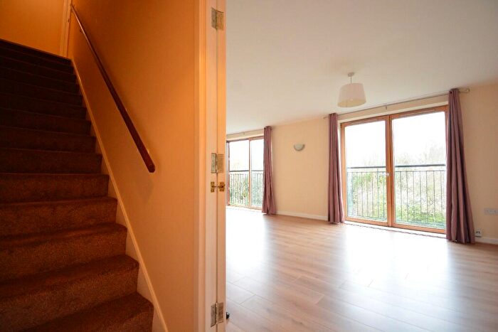 2 Bedroom Maisonette To Rent In Huntley Crescent, Milton Keynes, MK9