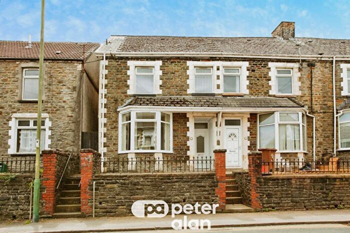 3 Bedroom End Of Terrace House For Sale In Mill Road, Caerphilly, CF83