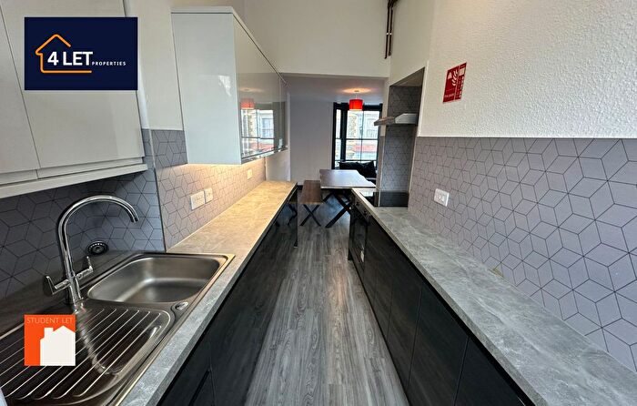 4 Bedroom Flat To Rent In Flat, Portland Street, Aberystwyth, SY23