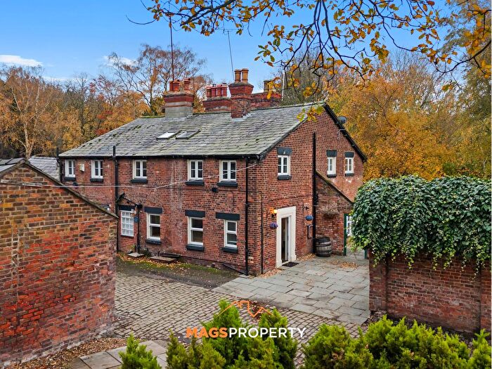 3 Bedroom Semi-Detached House For Sale In Knowsley Lane, Knowsley, L34