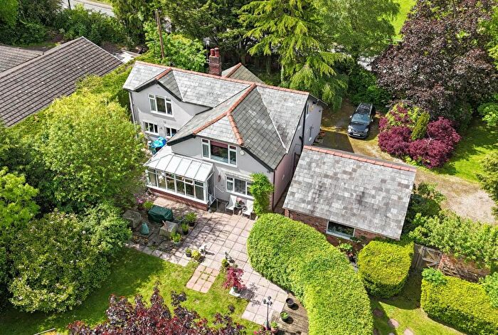 4 Bedroom Detached House For Sale In Warrington Road, Mickle Trafford, Chester, CH2