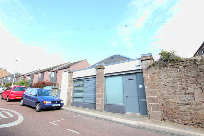 2 Bedroom House To Rent In Thomson Street, West End, DD1