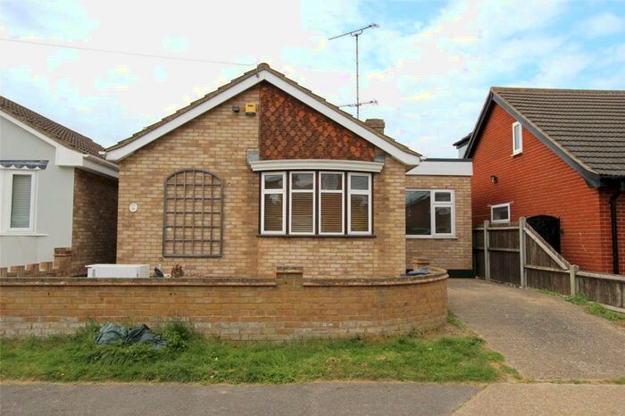 2 Bedroom Bungalow To Rent In Baardwyk Avenue, Canvey Island, Essex, SS8