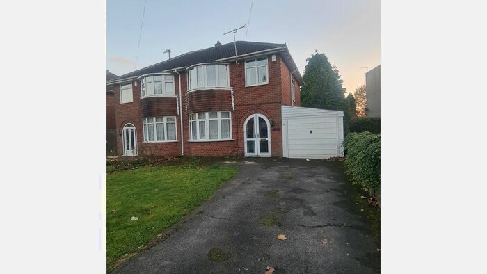 3 Bedroom Property To Rent In Graiseley Lane, Wednesfield, Wolverhampton, WV11