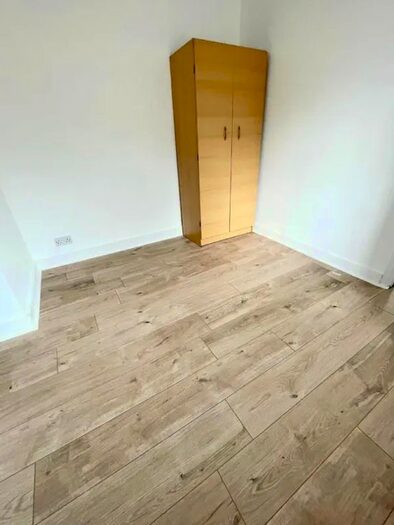 5 Bedroom Flat To Rent In Parchmore Rd, Thornton Heath, CR7