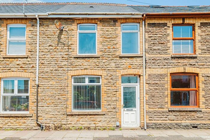 3 Bedroom Terraced House For Sale In Wimborne Road, Pencoed, Bridgend, CF35