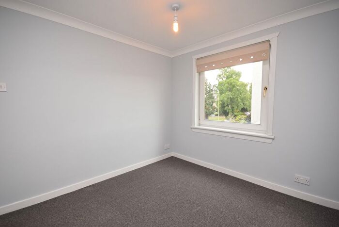1 Bedroom Flat For Sale In Muirton Place, Perth, PH1
