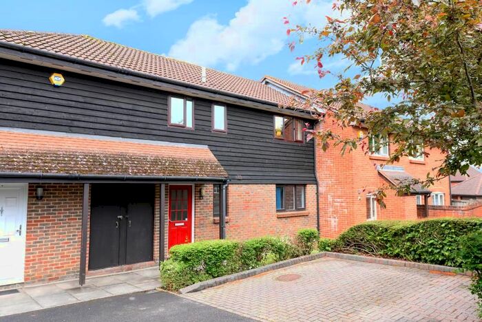 2 Bedroom Maisonette To Rent In Horatio Avenue, Warfield, RG42