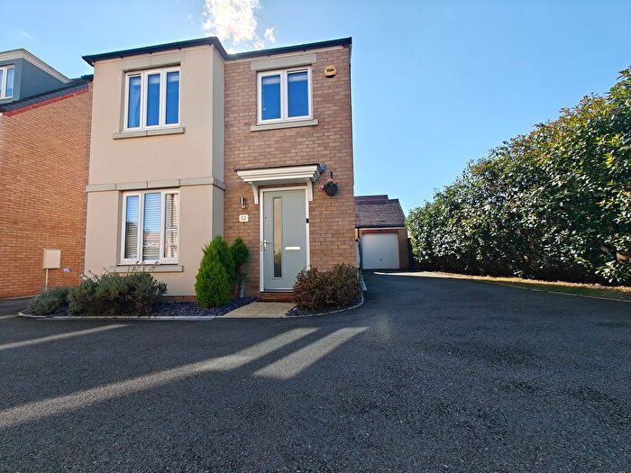 4 Bedroom Detached House For Sale In Arnold Rise, Biggleswade, SG18