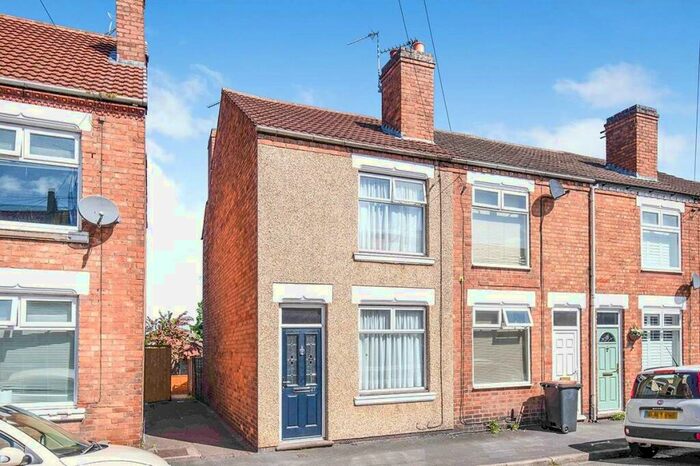 3 Bedroom End Of Terrace House To Rent In Wood Street, Bedworth, Warwickshire, CV12