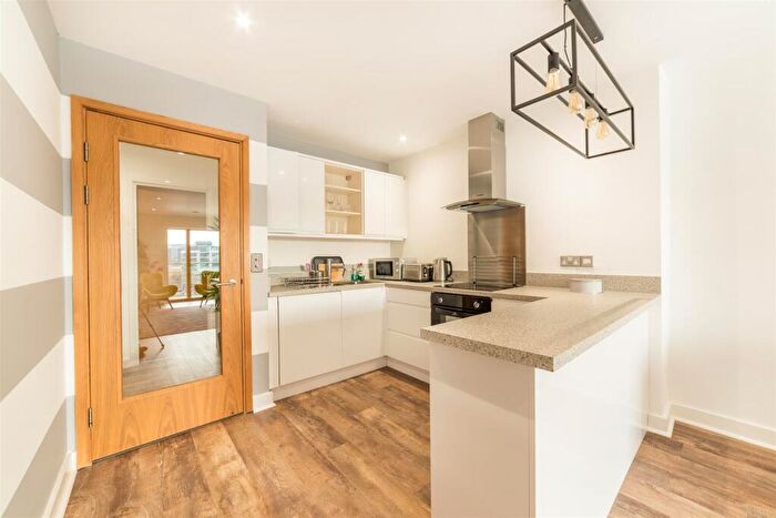 2 Bedroom Apartment To Rent In St Ann's Quay, Quayside, NE1