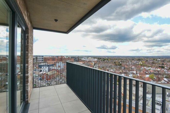 2 Bedroom Flat To Rent In St John's Road, Harrow, London, HA1