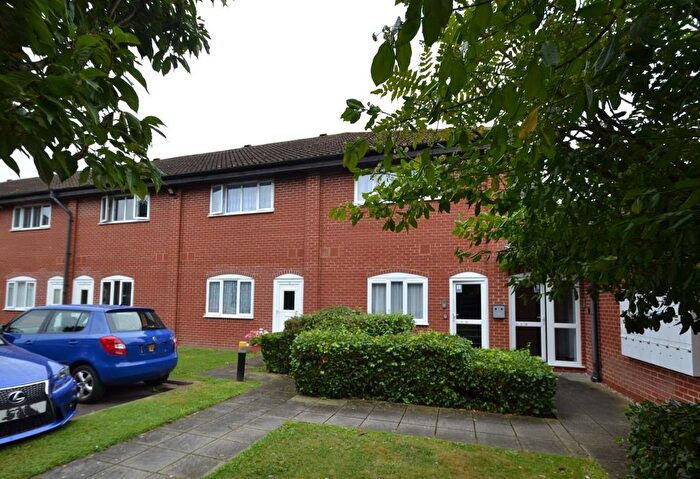 1 Bedroom Flat For Sale In Cambridge Road, Puckeridge, Ware, SG11