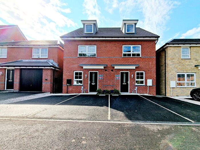 4 Bedroom Town House To Rent In Preston, Lancashire, Whittingham, Lancashire, PR3