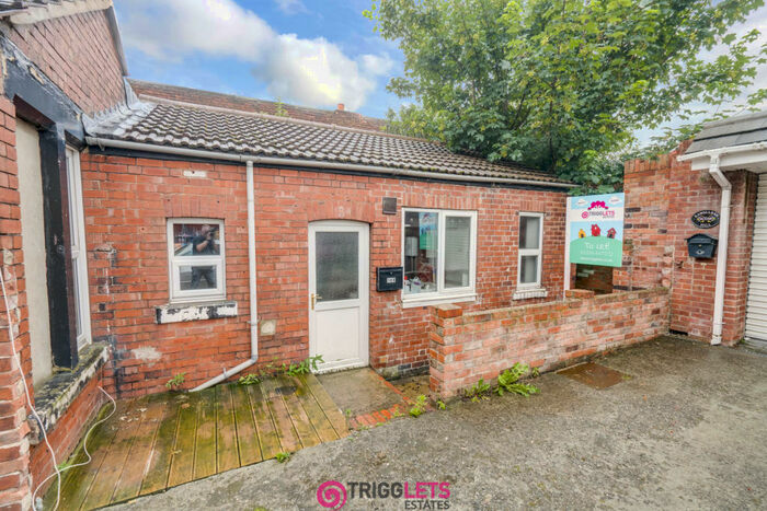 1 Bedroom Apartment To Rent In Rawmarsh Hill, Parkgate, Rotherham, S62