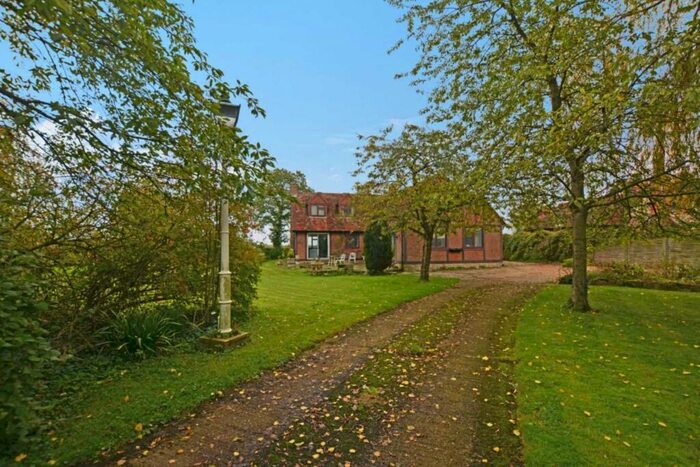 3 Bedroom Detached House To Rent In Setaside Cottage, Aston Sandford, HP17